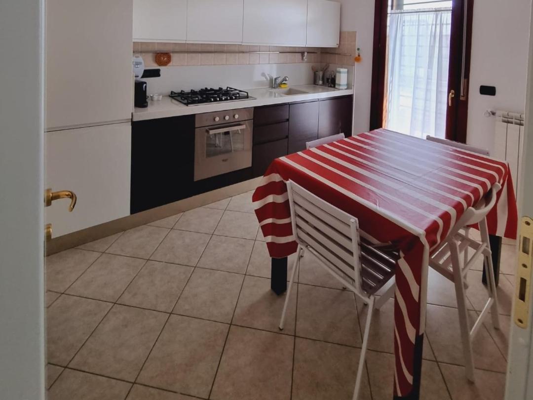 Casa A Vecchiano Nei Pressi Pisa, Lucca E Versilia Eksteriør billede